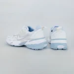 کفش کتونی زنانه نایک وی تو کی nike V2K رنگ سفید آبی کد 2802 - تصویر 3