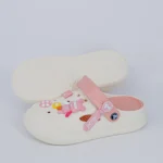 کراکس دمپایی بچه گانه مدل اسنوپی CROCS SNOOPY رنگ سفید سفید صورتی کد 2849 - تصویر 2