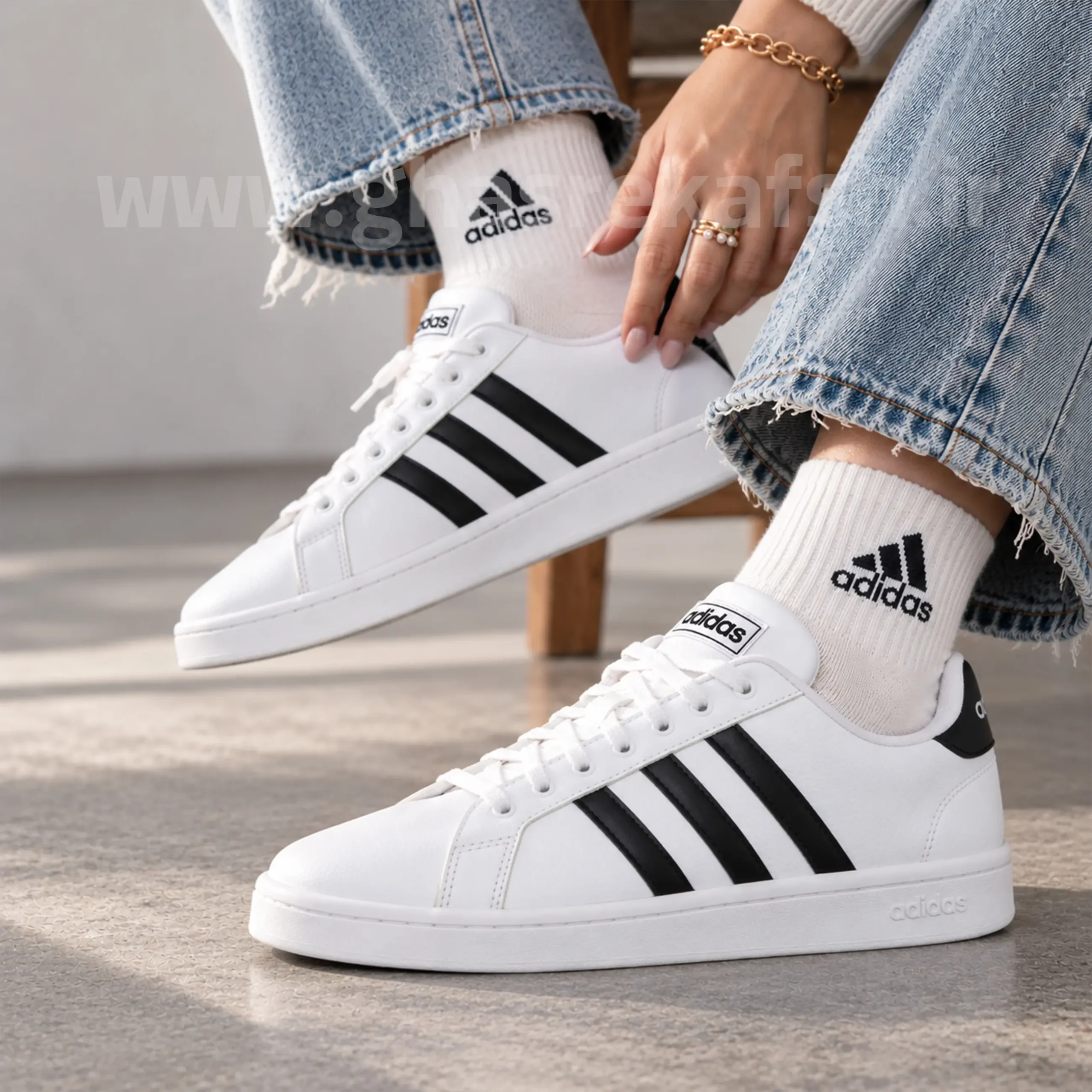 کتونی آدیداس گرند کورت ADIDAS GRAND COURT زنانه سفید مشکی کد 1773